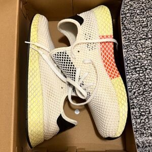 Adidas Deerupt Runner